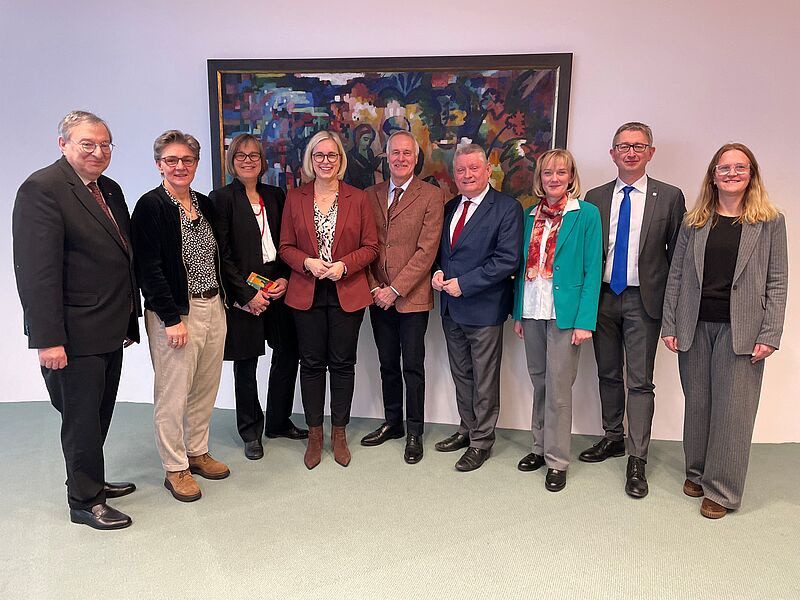 Spitzenverbände zum Gespräch bei Staatsministerin Schenderlein