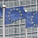Europa-Fahnen vor der EU-Kommission