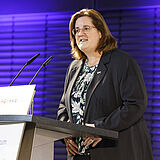 zeigt ein BAGFW-Foto der ParlamentarischenStaatssekretärin Kerstin Griese, MdB während der Gastrede