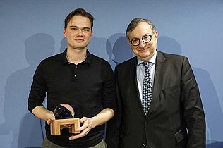 Foto BAGFW, Dirk Hasskarl: Björn Stephan, Preisträger Sparte Print und Abraham Lehrer, Präsident der ZWST
